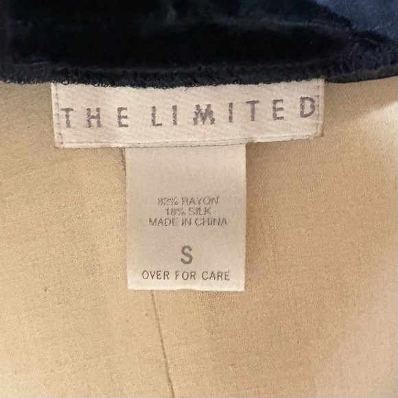 The Limited Navy Velvet Floral Burnout Sheer Tunic Size S - Picture 3 of 4